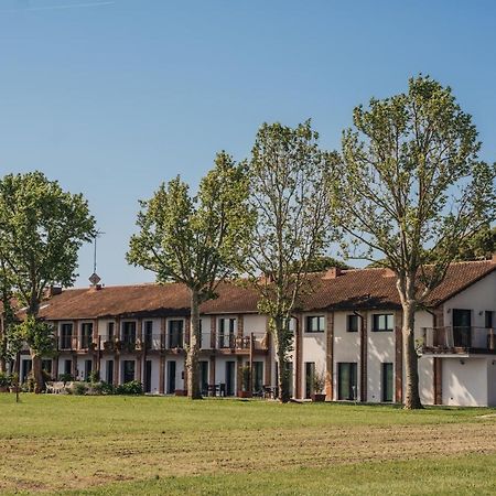 Residenze Di La' Dal Fiume Aparthotel Caorle Exterior photo