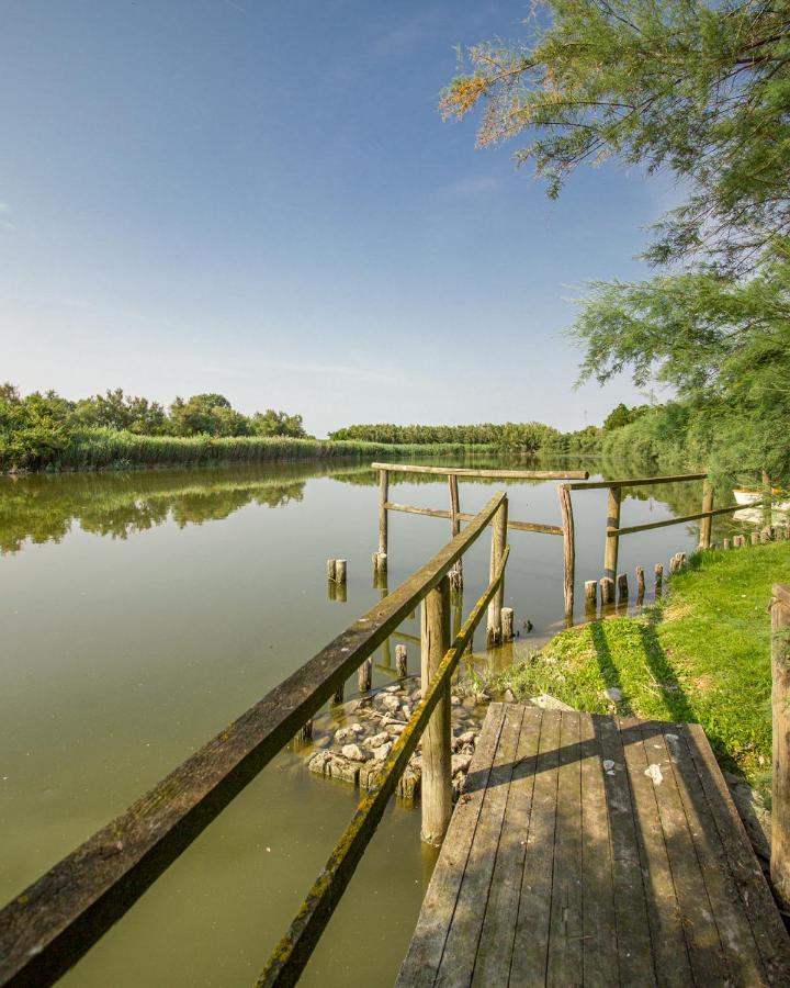 Residenze Di La' Dal Fiume Aparthotel Caorle Exterior photo