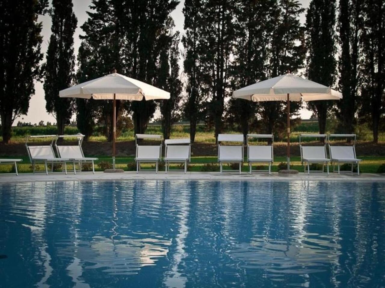 Residenze Di La' Dal Fiume Aparthotel Caorle Exterior photo